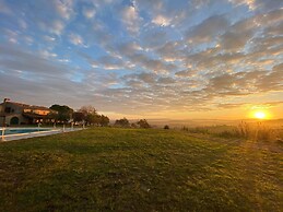 Farmhouse in Pisan Hills With Pool