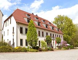 Apartment With Private Terrace in Huddingen