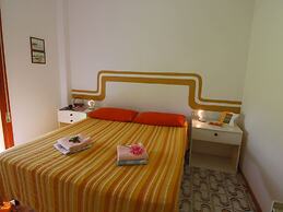 Belvilla by OYO Il Girasole