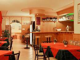 Apartments Near the Gardameer