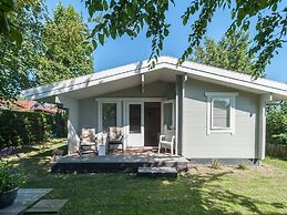 Modern Holiday Home With a South-west Facing Garden