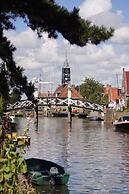 Holiday Home in Hindeloopen by Lake