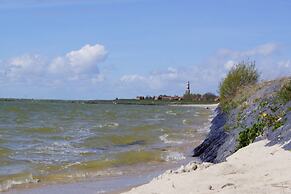 Holiday Home in Hindeloopen by Lake