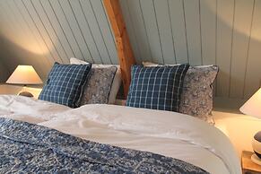 Holiday Home in Hindeloopen by Lake