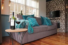 Holiday Home in Hindeloopen by Lake