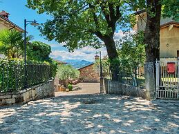 Spacious Holiday Home in Ca' De' Grimaldi near Town Center