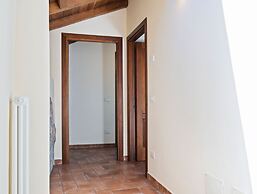 Spacious Holiday Home in Ca' De' Grimaldi near Town Center