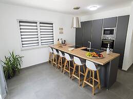 Beautiful Villa With Private Swimming Pool