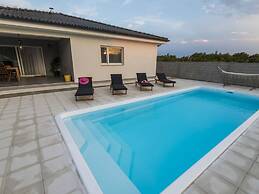 Beautiful Villa With Private Swimming Pool