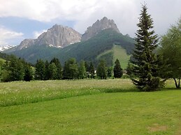 Belvilla by OYO Pozza di Fassa Sei