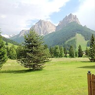 Belvilla by OYO Pozza di Fassa Sei