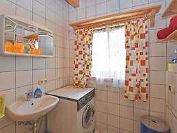 Vintage Holiday Home in Grafenried With Garden