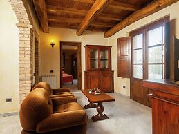 Apartment in Aulla With Swimming Pool