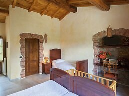 Apartment in Aulla With Swimming Pool