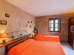 Apartment in Aulla With Swimming Pool