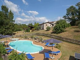 Apartment in Aulla With Swimming Pool