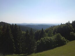 Bright Holiday Home in Schnett