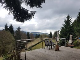 Bright Holiday Home in Schnett