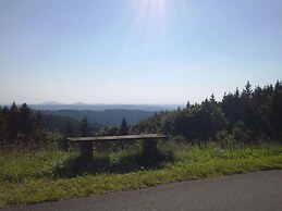 Bright Holiday Home in Schnett