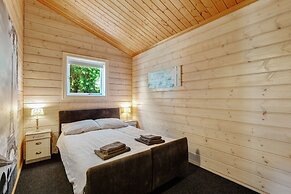 Chalet in Hulshorst Near Lake