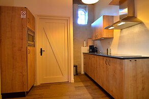 Romantic Farmhouse Escape