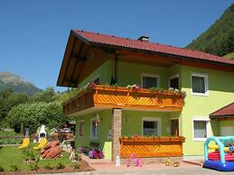 Newly Furnished Appartment at the Mouth of the Poller Valley National 