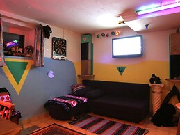 Newly Furnished Appartment at the Mouth of the Poller Valley National