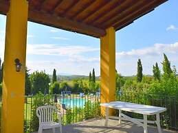 Restful Farmhouse with Pool near Forest in Vinci
