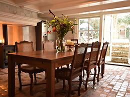 Grand Townhouse in Harlingen near Beach