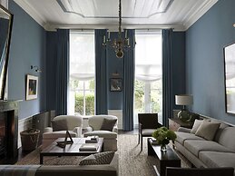 Grand Townhouse in Harlingen near Beach