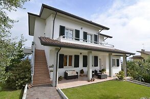 A Serene Stay in Gemmano