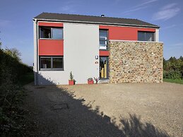 Holiday Home in Ovifat With Sauna