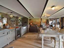 Pleasant Holiday Home in West Flanders with Enclosed Garden & Hot Tub