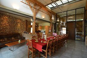 Teuven Farmhouse for 24 Guests