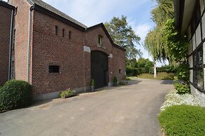 Teuven Farmhouse for 24 Guests