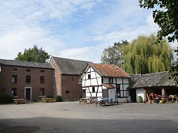 Spacious House in a Farm, Located in the Bucolic