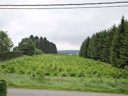 Cozy Apartment in Paliseul With Garden