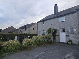 Cozy Apartment in Paliseul With Garden