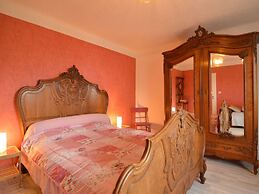 Holiday Home With Garden, Heating, Barbecue