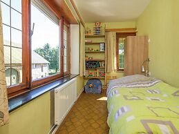 Spacious Holiday Home With Large Garden