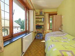 Spacious Holiday Home With Large Garden