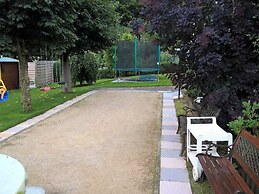 Spacious Holiday Home With Large Garden