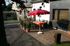 Spacious Holiday Home With Large Garden