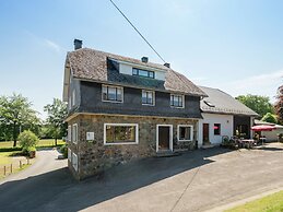 Spacious Holiday Home With Large Garden