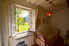 Dreamy Cottage in Trebbio With Swimming Pool