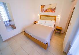 Mediterraneo Hotel & Suites