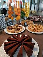 Mediterraneo Hotel & Suites