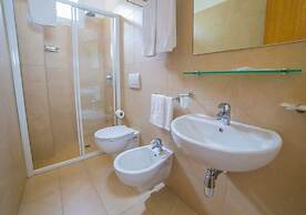 Mediterraneo Hotel & Suites