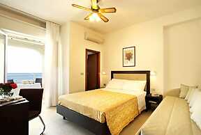 Mediterraneo Hotel & Suites