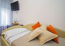 Mediterraneo Hotel & Suites